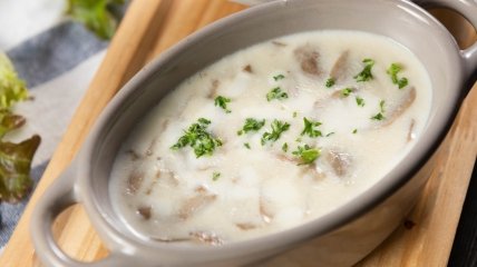 Лисички додають супу особливого шарму