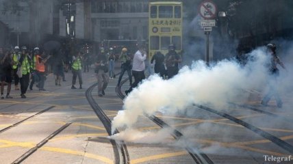 В Гонконге заживо подожгли мужчину (Видео 18+)