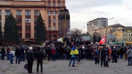 Главная площадь Днепропетровска уже официально называется Героев Майдана