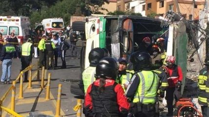 ДТП с автобусом в Эквадоре: более 30 человек пострадали