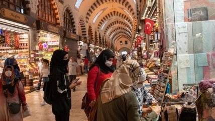 Туристам на заметку: Турция значительно ужесточает карантин на популярных курортах