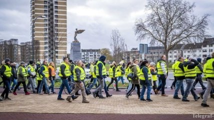 "Желтые жилеты" вышли на протесты в Нидерландах 