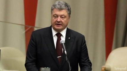 Порошенко: Украину пытаются оттеснить на обочину международной политики