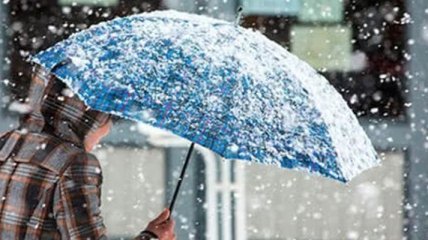 Штормовой ветер и снег: синоптики предупредили об ухудшении погоды