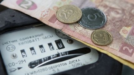 Украинцев обязали платить за электроэнергию до 20 числа