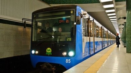 Метро Києва обмежить вхід на кількох станціях