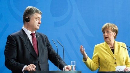 Порошенко и Меркель обсудили встречу Нормандской четверки