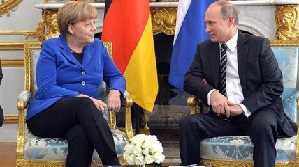 Путин и Меркель обговорили транзит газа через Украину
