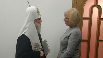 Денисова намерена обратиться к Бородянскому после визита Филарета
