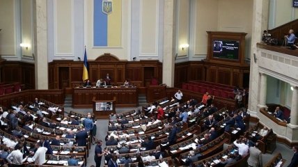 Сегодня в Раде народные депутаты принесут присягу Украине