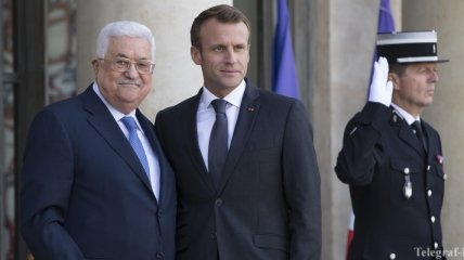 Макрон встретился с лидером Палестины