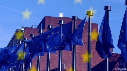Число украинцев, желающих вступления в ЕС, значительно упало