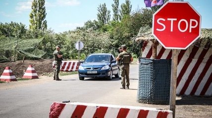 В Донецкой области задержали троих подозреваемых в сотрудничестве с "ДНР"