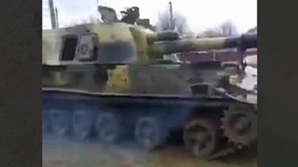 "Мишень для Байрактаров": на видео с путинскими военными в Ростовской области увидели важную деталь