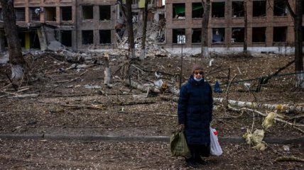 Росіяни вже вбили майже 500 мирних жителів України