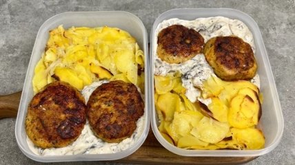 Замороженные котлеты с картофелем и соусом - отличная альтернатива покупным полуфабрикатам