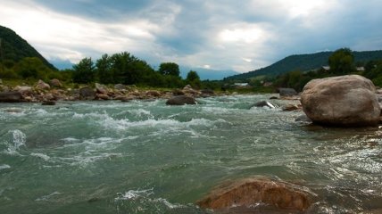 Ученые выяснили, что над поверхностью Земли образуются "реки" газа