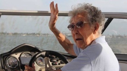 Узнав диагноз, 90-летняя женщина отказалась от лечения рака и отправилась в путешествие (Фото)