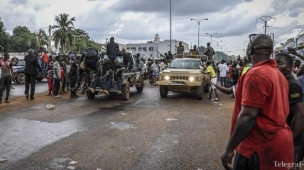"Не хочу, чтобы проливалась кровь": захваченный взбунтовавшимися военными президент Мали ушел в отставку