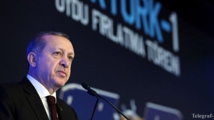 Эрдоган одобрил референдум по внесению поправок в Конституцию
