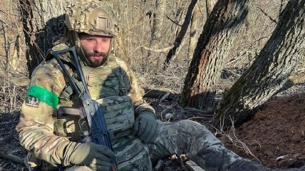 Виктор Розовый после ранения все еще в Украине