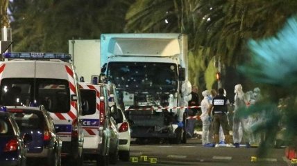 Во Франции задержаны еще двое подозреваемых, причастных к теракту в Ницце