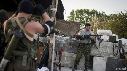 В результате стрельбы в Донецке ранены 4 мужчин