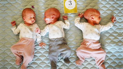 «Трое в одном животе»: Инстаграм мамы тройняшек
