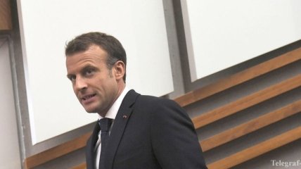 Президент Франции провел кадровые перестановки в правительстве