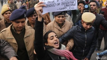 В Индии из-за массовых протестов отключат интернет