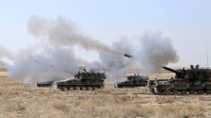 Турция ударила артиллерией по позициях "ИГИЛ"