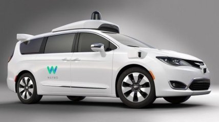 Компания Waymo запустила первое беспилотные такси 