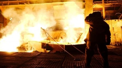 Украина в три раза сократила производство стали