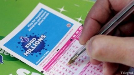 В Британии победитель лотереи не явился за выигрышем $102 млн