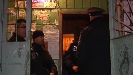 Дом, в котором жил экс-депутат Калашников, оцеплен милицией