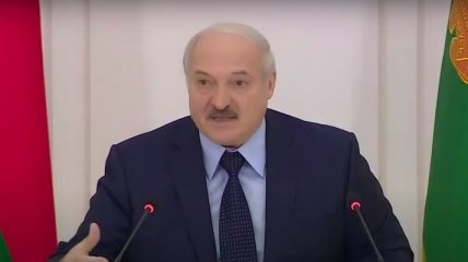 «Хотели сделать сакральную жертву»: Лукашенко заявил, что «спас» жизнь Тихановской (видео)