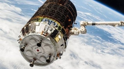 Японский космический грузовик пристыковался к МКС