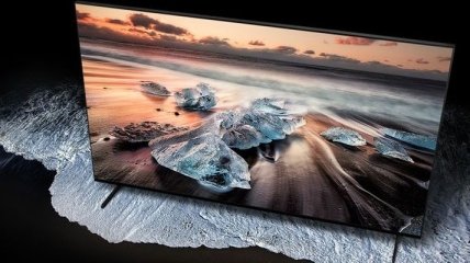 В Украине дебютируют гигантские 98 дюймовые QLED 8К телевизоры Samsung