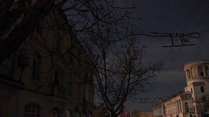 Около 13 тысяч петербуржцев остались без света