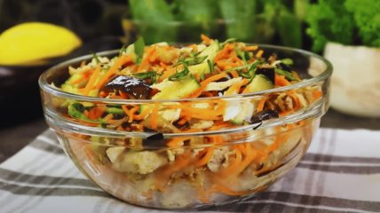 Салат "Золотой цыпленок"