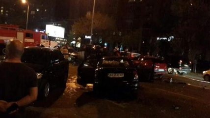 В результате ночного ДТП в Киеве госпитализированы 3 человека