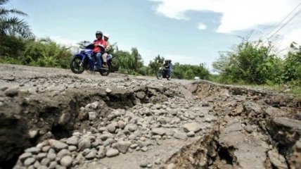 На острове Суматра произошло мощное землетрясение