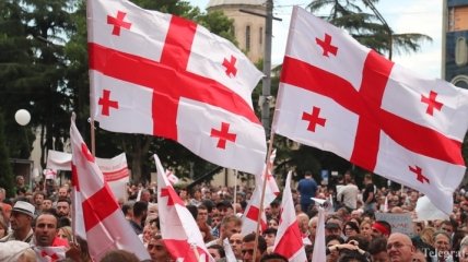 Разгон демонстрантов в Тбилиси: прокуратура Грузии допросила главу МВД