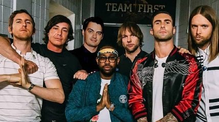 Группа Maroon 5 выпустила новый хит "Memories" (Видео)