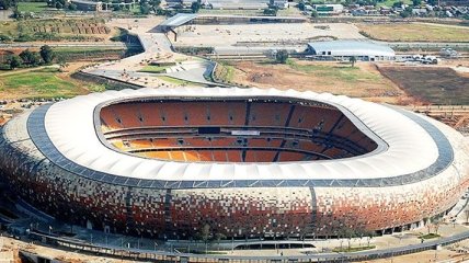 На стадионе в ЮАР из-за давки погибли два человека
