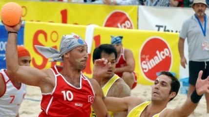 Сборная Украины по пляжному гандболу завоевала мировое серебро
