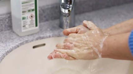 Как сохранить кожу рук молодой и нежной: советы по уходу
