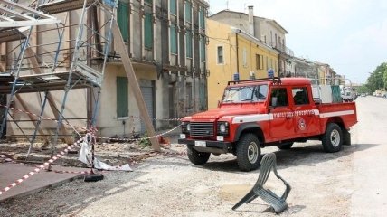 В результате смерча в Италии травмированы более 100 человек