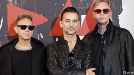 Концерт легендарных Depeche Mode начался на полупустом стадионе