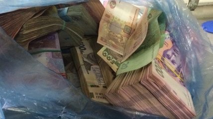 СБУ разоблачила схему по отмыванию денег, похищенных хакерами (Видео)